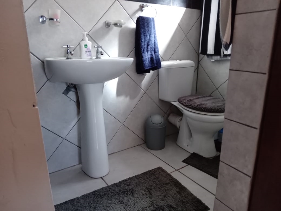 3 Bedroom Property for Sale in Vakansieplaas Western Cape